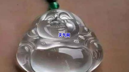 水沫子和冰种翡翠的差异有哪些，深度解析：水沫子与冰种翡翠的五大区别