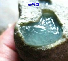 翡翠黑乌沙：什么场口？原石特征与石风险全解析