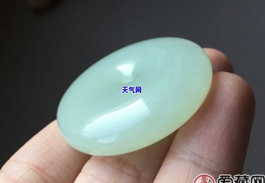 青色的阿富汗玉石值钱吗？了解其价值与市场行情