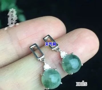 翡翠耳环镶嵌耳包款式图片大全：全面展示各种精美款式！