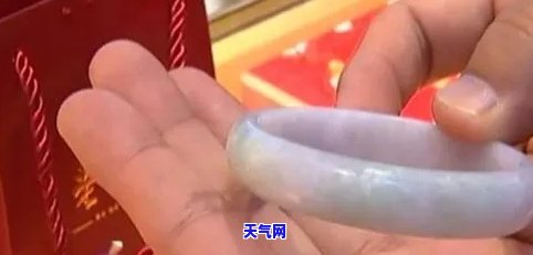 老凤祥玉石：是真的吗？探索老凤祥玉石雕刻的真实性